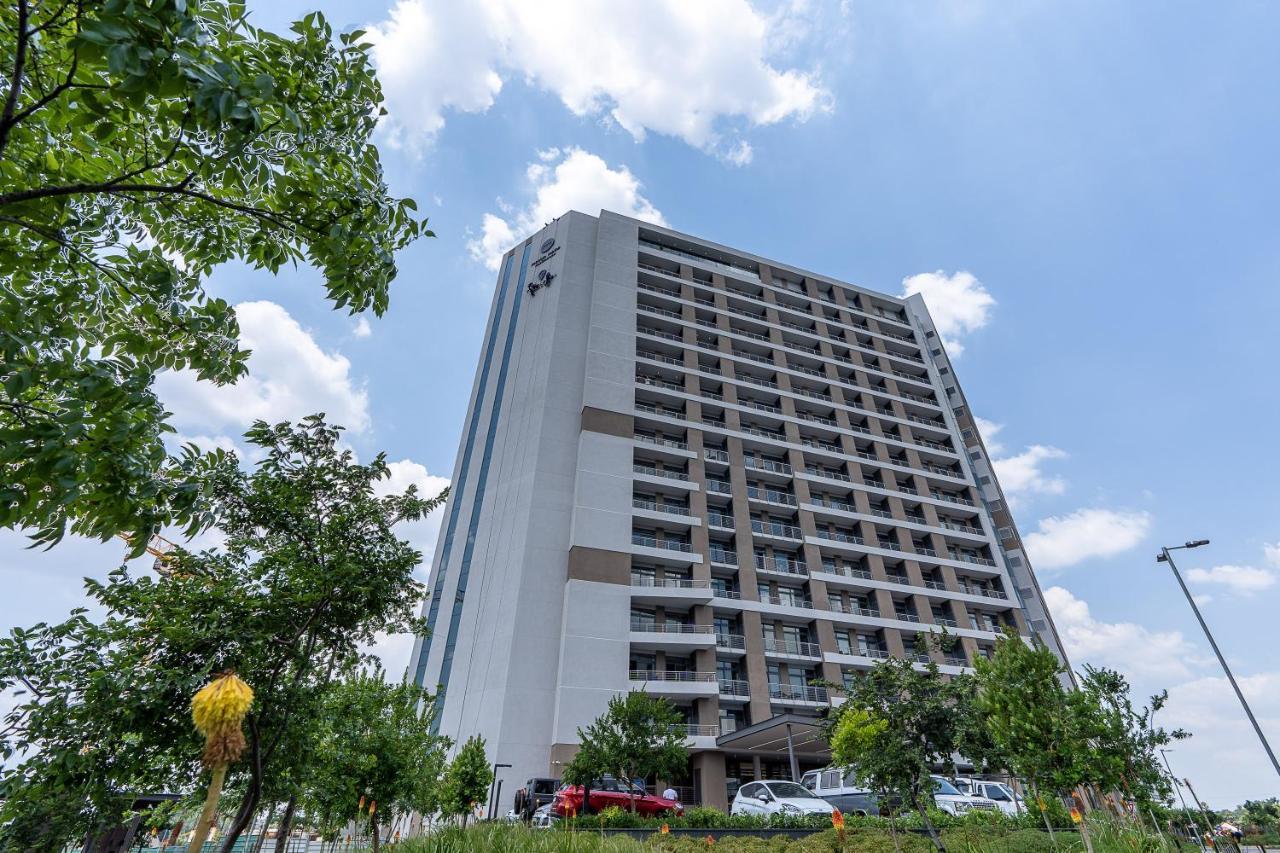 11 Floors In The Sky - Luxurious 1 Bedroom Pretoria Exterior photo